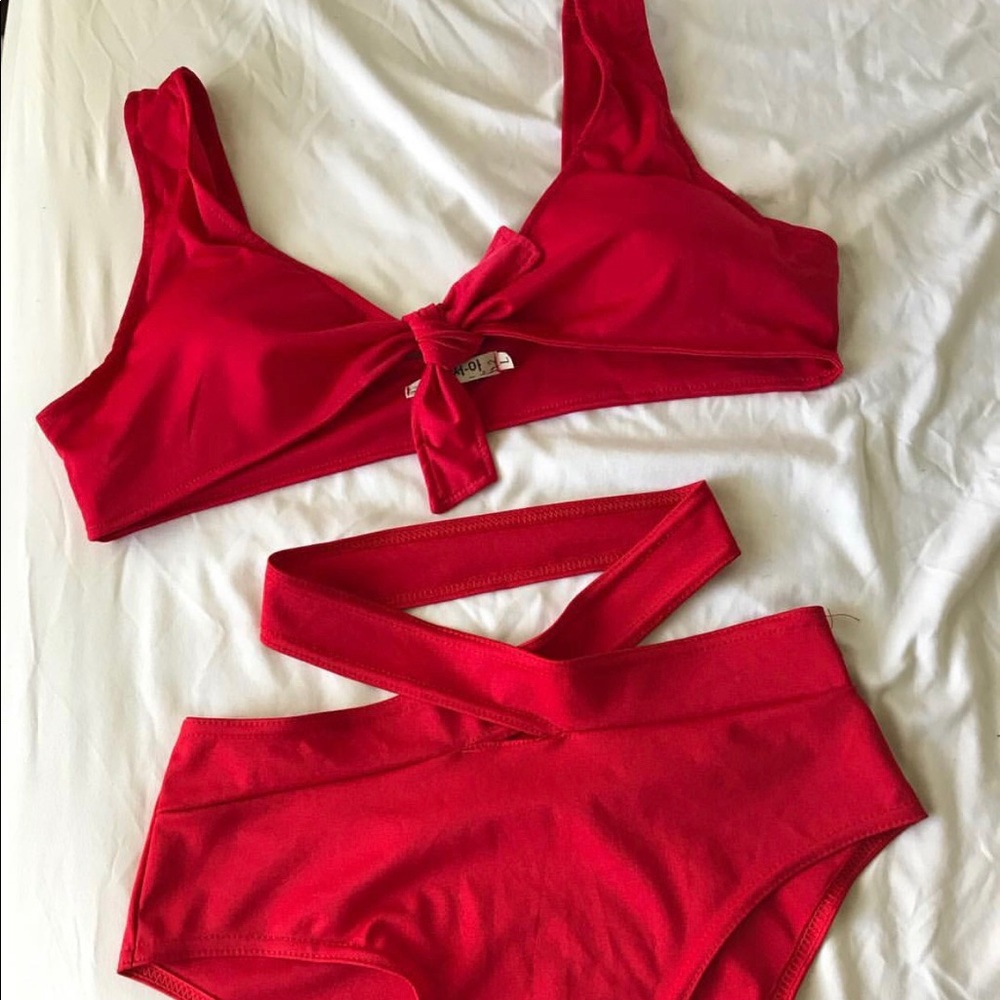 Swim suit